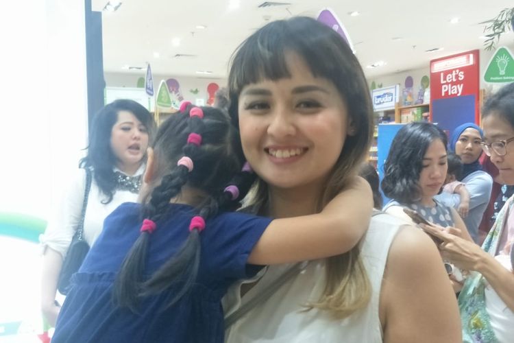 Joanna Alexandra saat ditemui di gerai Mothercare dan Early Learning Centre di Grand Indonesia, Thamrin, Jakarta Pusat, Rabu (31/7/2019).