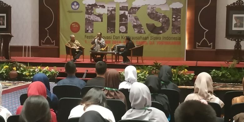 Salah satu sesi seminar dalam Festival Inovasi dan Kewirausahaan Siswa Indonesia (FIKSI) 2018 yang berlangsung di Yogyakarta 1-6 Oktober 2018.
