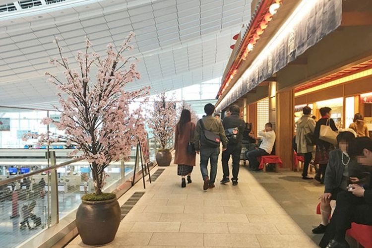 Tips Menghabiskan Waktu di Terminal Internasional Bandara Haneda (versi Keikyu)