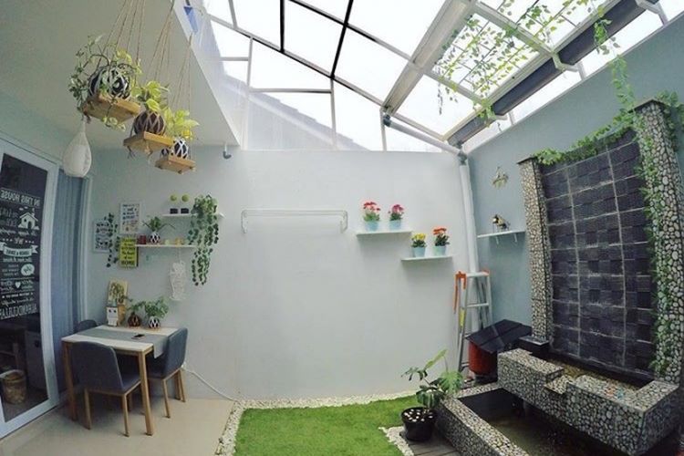 Mungkinkah Bikin Taman Indoor di  Rumah  Mungil Begini 