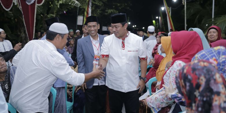 Wali Kota Semarang Hendrar Prihadi saat menghadiri doa bersama di Kecamatan Genuk, Kota Semarang, Rabu (20/3/2019) malam.