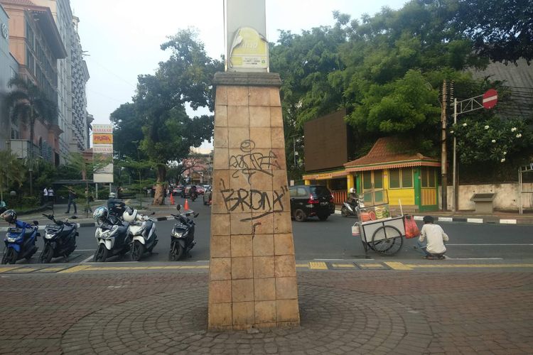 Vandalisme di Taman Ayodya, Kebayoran Baru, Jakarta Selatan.