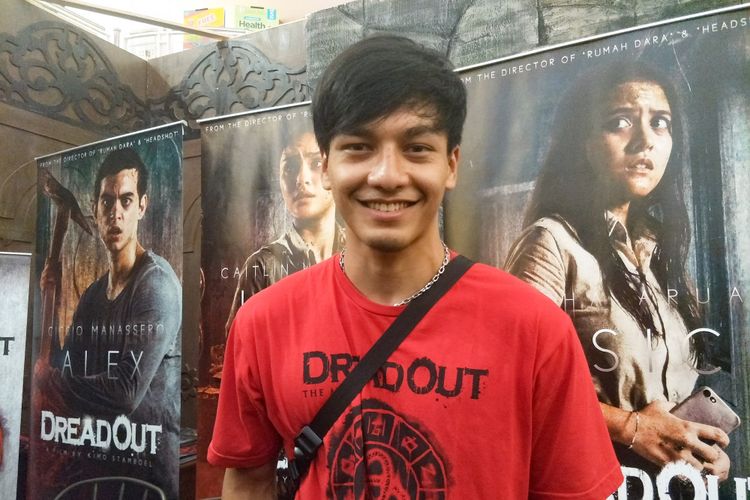 Artis peran Jefri Nichol dalam Meet and Greet DreadOut The Movie di City Plaza, Jatinegara, Jakarta Pusat, Sabtu (24/11/2018).