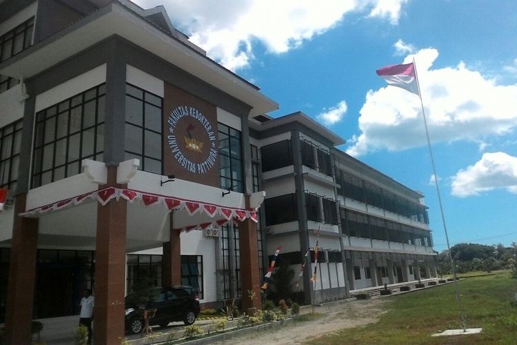 Gedung Fakultas Kedokteran Universitas Pattimura Ambon, di kawasan Poka, Kecamatan Teluk Ambon, Rabu (1/11/2017).