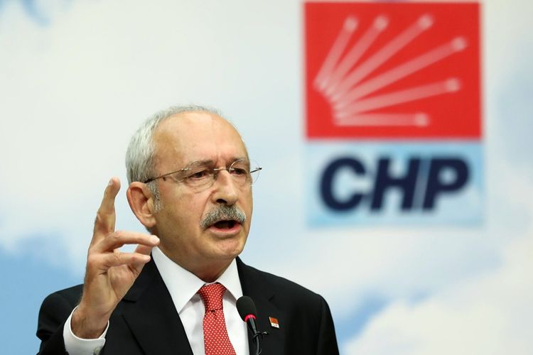 Pemimpin partai oposisi, Partai Rakyat Republik (CHP), Kemal Kilicdaroglu.