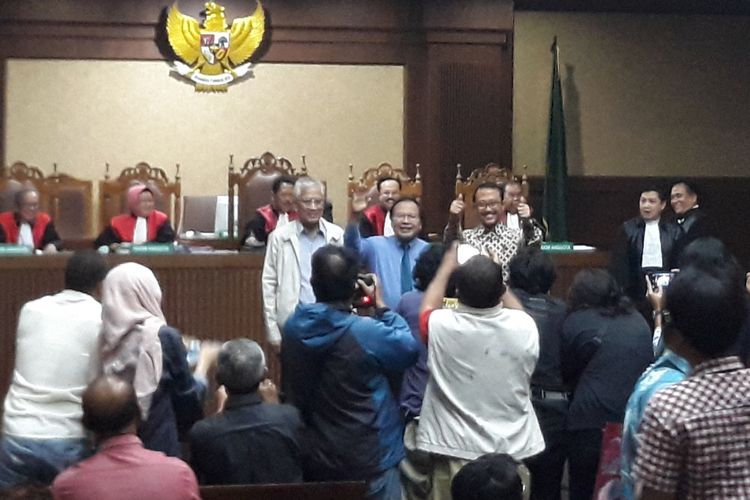  Mantan Menteri Koordinator Bidang Ekonomi, Keuangan dan Industri (Menko Ekuin), Rizal Ramli dihadirkan sebagai saksi dalam sidang di Pengadilan Tipikor Jakarta, Kamis (5/7/2018).