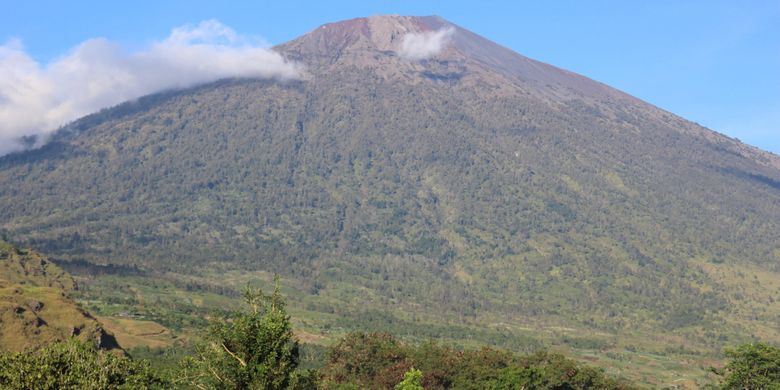 Gunung Rinjani, Lombok Timur, Nusa Tenggara Barat.