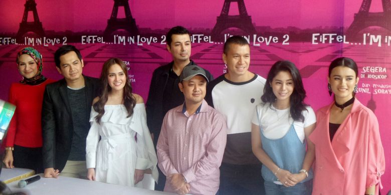 Suasana jumpa pers film Eiffel Im in Love di kantor Soraya Intercine Films, Menteng, Jakarta Pusat, Jumat (14/9/2017).