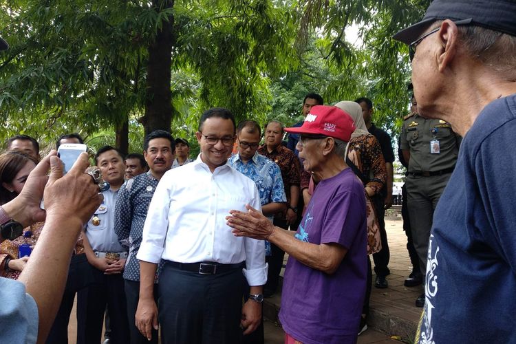 Gubernur DKI Jakarta Anies Baswedan mengunjungi Taman Honda, Tebet, Jakarta Selatan, Kamis (3/1/2019).