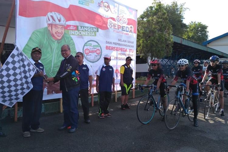 Pemerintah Kabupaten Jayapura sukses menghelat Sepeda Nusantara etape Marthen Indey dengan menempuh jarak 10 Km, Sabtu (28/7/2018), dalam rangka menyambut HUT RI ke-73.