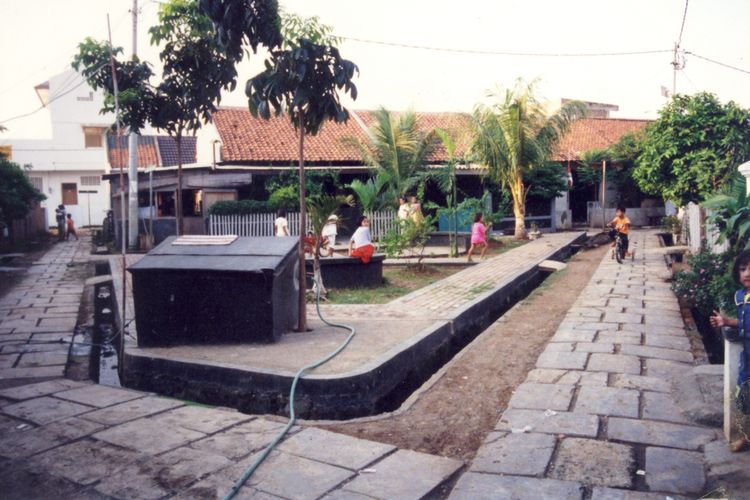 Kompleks perumahan yang dibangun Kopersup di dalam lokasi Bumi Cengkareng Raya milik Perum Perumnas di Cengkareng, Jakarta Barat. Lebih teratur, bersih, dan sangat manusiawi. Harganya pun jauh di bawah harga standar yang di tetapkan developer swasta dan Perum Perumnas untuk RSS T 36/60.