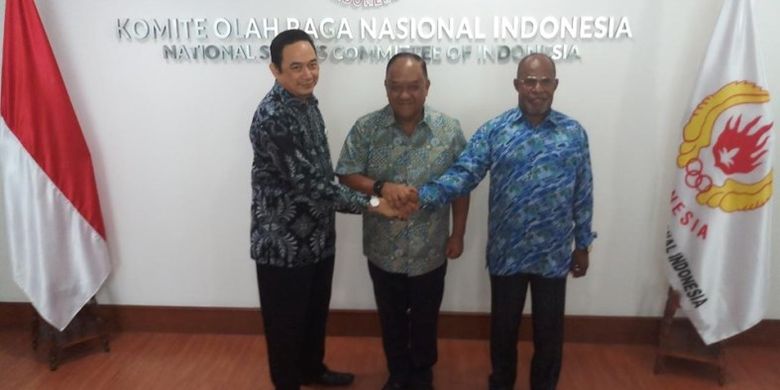 Kesepakatan itu dituangkan dalam Perjanjian Kerjasama yang ditandatangani Ketua Umum KONI Pusat Letjen TNI (Purn) Marciano Norman, Ketua Harian PB PON 2020 Yunus Wonda dan Direktur LPDUK Agus Hardja Santana di Kantor KONI Pusat Jakarta, Jumat (2/8) siang.