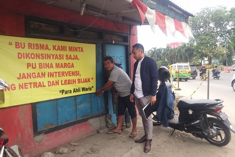 Bangunan terakhir yang masih berdiri di proyek Frontage Sisi Barat di Jalan Ahmad Yani Surabaya