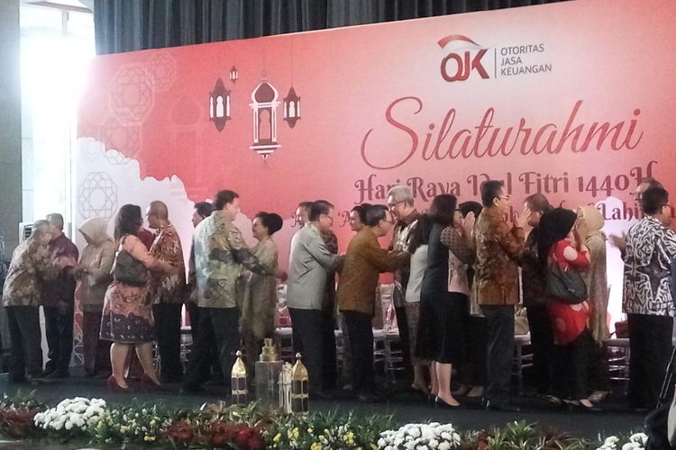 Suasana halal bi halal yang digelar Bank Indonesia dan Otoritas Jasa Keuangan di Jakarta, Senin (10/6/2019).