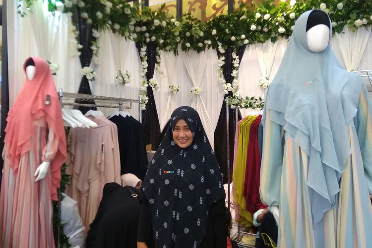 Asri Wahyuni (41), pengusaha baju muslim asal Cilegon