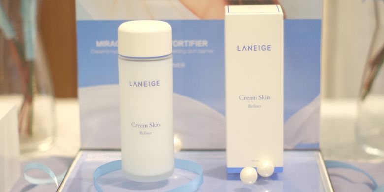 Produk Laneige Cream Skin Refiner, kombinasi antara pelembab dan toner.