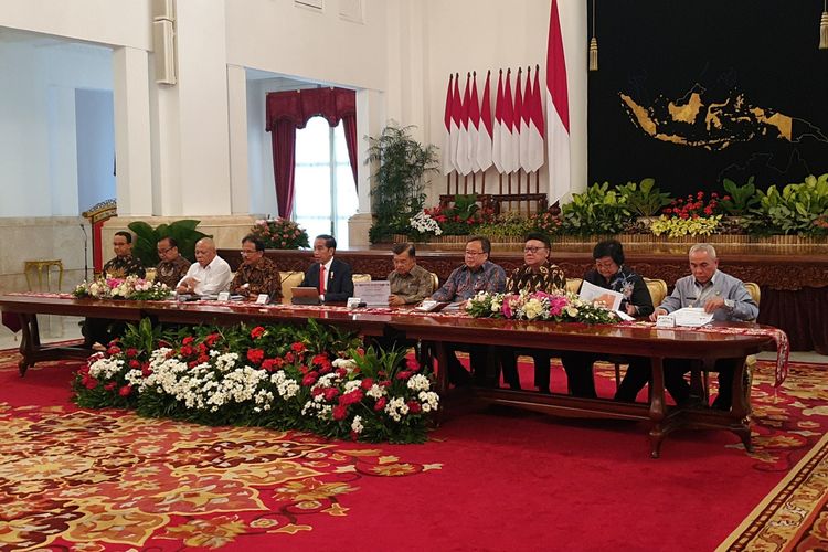 Presiden Jokowi umumkan ibu kota baru, di Istana Negara, Jakarta, Senin (26/8/2019).