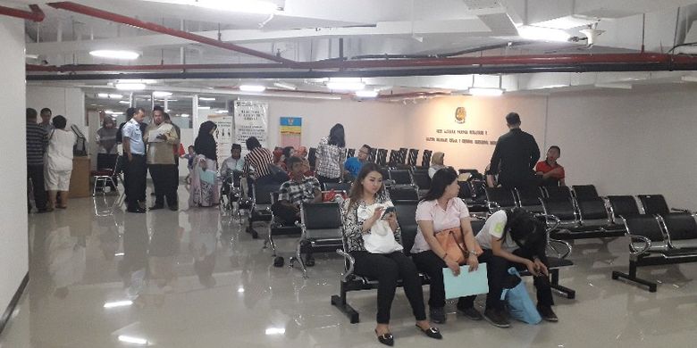 Kantor Imigrasi Kelas I Khusus Non Tempat Pemeriksaan Imigrasi (TPI) Jakarta Barat membuka layanan pembuatan paspor di mal pertama kali se-DKI Jakarta di Lippo Mall Puri, Kembangan, mulai Rabu (21/11/2018). 