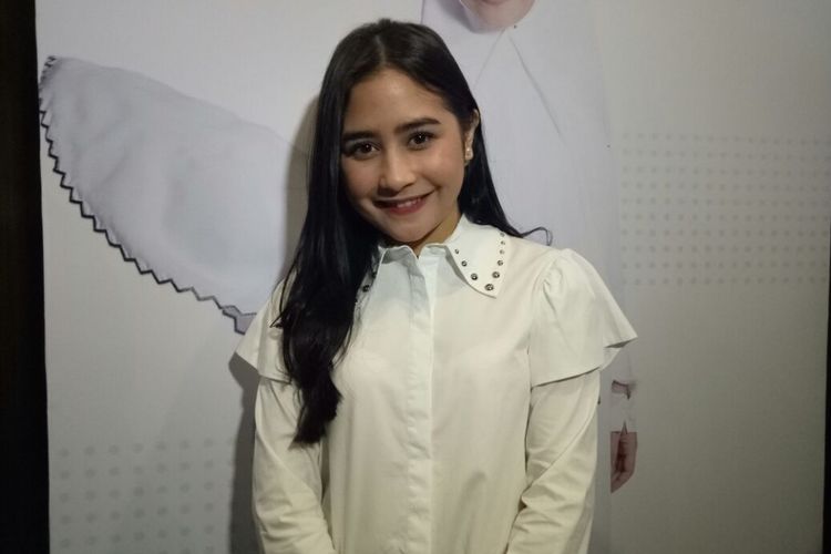 Prilly Latuconsina saat dijumpai di Veranda Hotel, Kebayoran, Jakarta Selatan, Rabu (18/10/2017).