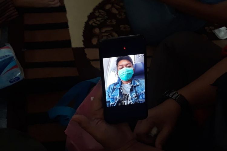 Foto terakhir yang dikirim Deryl, korban kecelakaan pesawat Lion Air JT-610 kepada ayahnya, Senin (29/10/2018). 