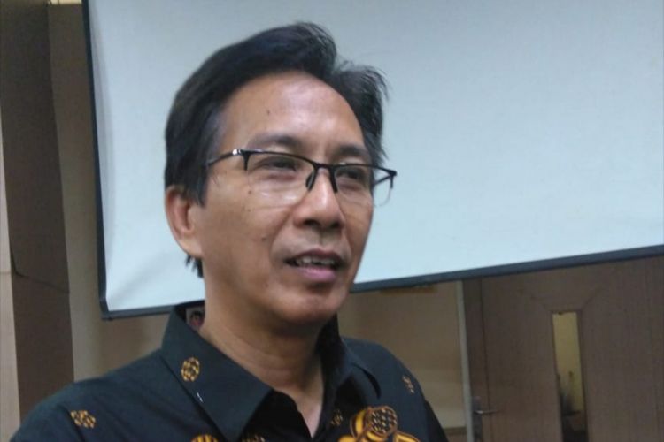 Prof Dr Ir Mochamad Ashari MEng, rektor baru ITS Surabaya