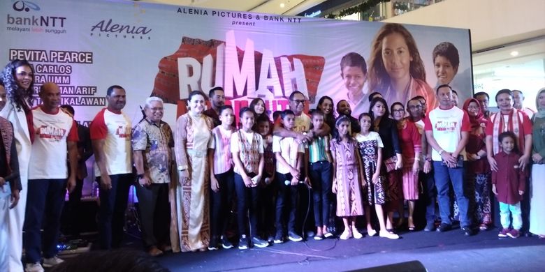 Peluncuran film Rumah Merah Putih digelar di Lippo Plaza, Kota Kupang, Nusa Tenggara Timur (NTT), Sabtu (15/6/2019) petang. Acara itu dihadiri Gubernur NTT Viktor Bungtilu Laiskodat dan Wakil Gubernur NTT Josef Nae Soi