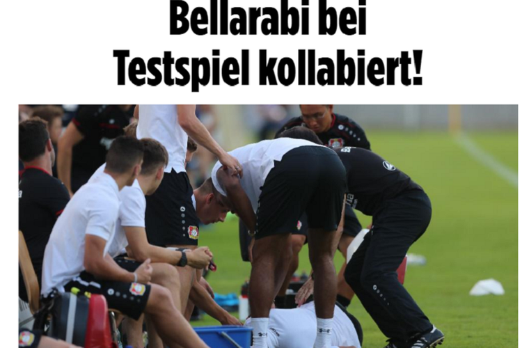 Karim Bellarabi tampak pingsan ketika menyaksikan para pemain Bayer Leverkusen berlaga melawan Wuppertal, 24 Juli 2018. 