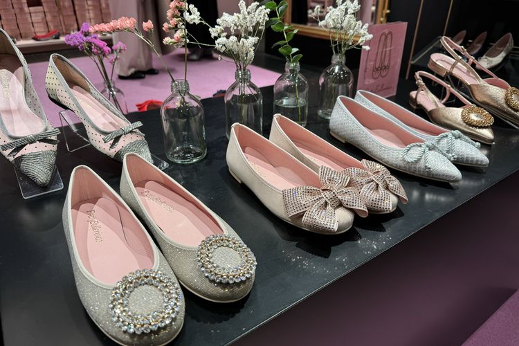 Sepatu Pretty Ballerinas diminati oleh wanita berusia 20-an hingga 40-an.