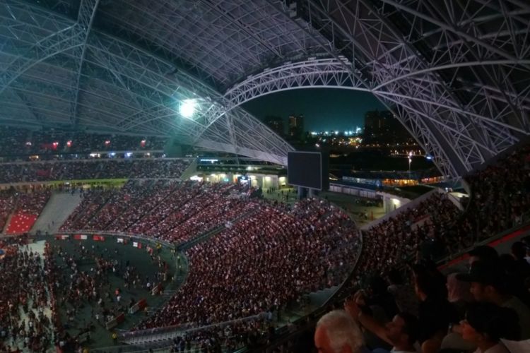 Suasana National Stadium Singapore saat konser Coldplay, Maret 2017.