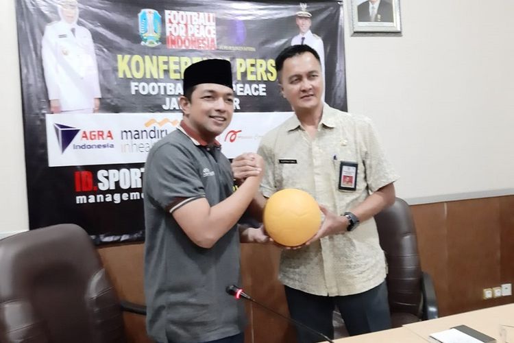 Penyelenggara Footbal For Peace Jawa Timur 2019.