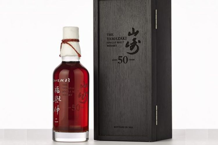 Wiski Yamazaki berusia 50 tahun merupakan wiski Jepang termahal yang terjual melalui lelang. (Forbes)