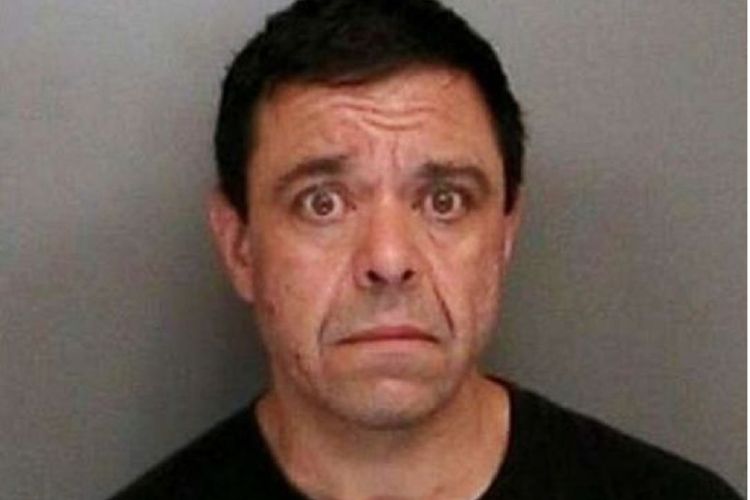 Michael Aliperti (45) ditangkap setelah ancam membunuh bocah yang mengalahkannya dalam permainan Fortnite.