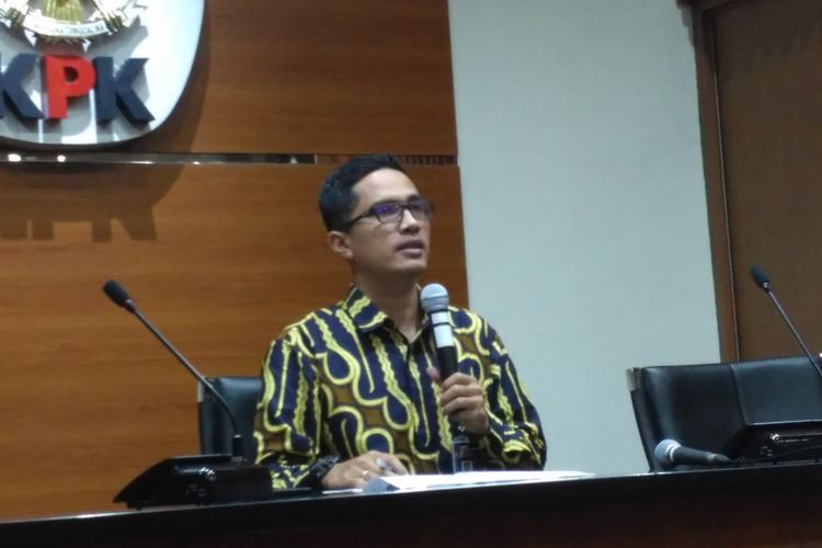 Juru Bicara KPK Febri Diansyah di gedung KPK, Jakarta, Senin (17/4/2017)