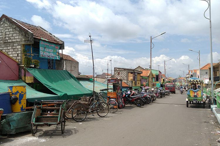 Kampoeng Kelir di Kelurahan Kroman, Gresik, yang tak lagi memiliki aura kampung warna-warni.