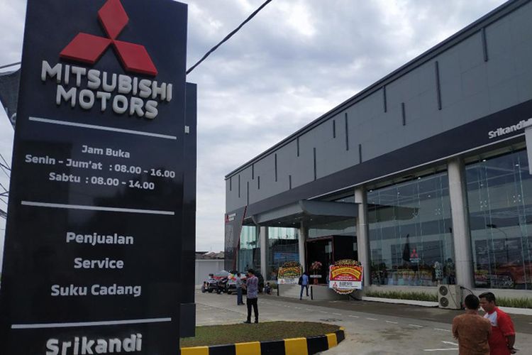 Diler Mitsubishi Pondok Cabe, Tangerang Selatan