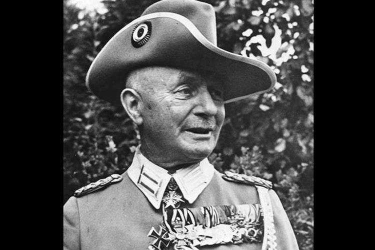 Jenderal Jerman di Afrika saat Perang Dunia I, Paul von Lettow-Vorbeck.