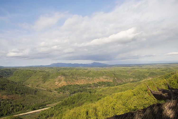 Spot panorama di Watu Payung, Panggang berupa perbukitan hijau yang begitu indah