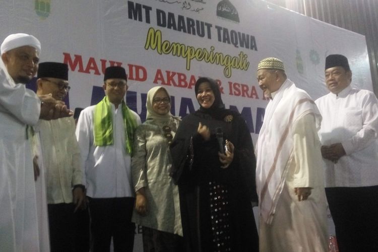 Gubernur DKI Jakarta Anies Baswedan saat menghadiri acara pengukuhan pengurus Forum Komunitas Ustazah DKI Jakarta di Masjid Istiqlal, Minggu (18/3/2018).
