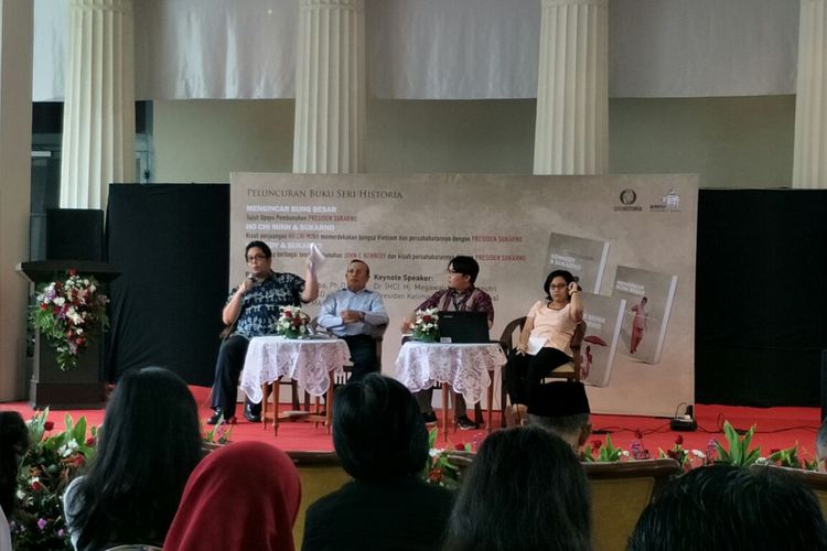 Acara diskusi bedah buku Mengincar Bung Besar, Ho Chi Minh dan Soekarno, dan Kennedy dan Soekarno di Museum Nasional, Jakarta, Kamis (30/11/2017).