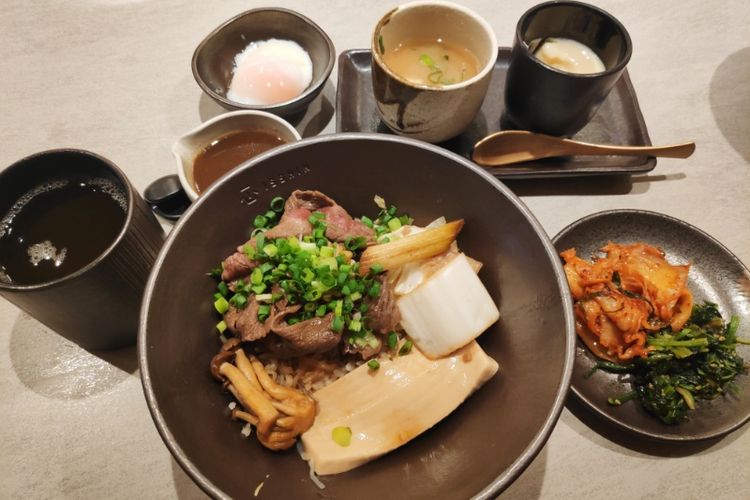 US Prime Beef Sukiyaki Din dari Isshin.