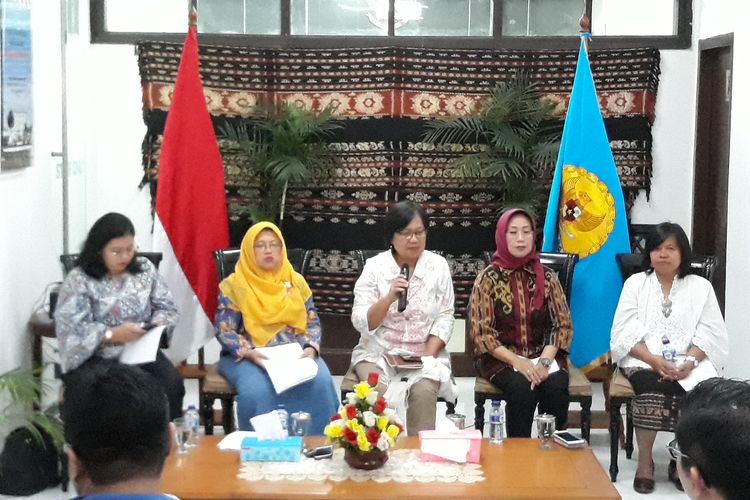 Komnas HAM, Komisi Nasional Pencegahan Kekerasan Terhadap Perempuan (Komnas Perempuan), Komisi Perlindungan Anak Indonesia (KPAI), Ombudsman dan Lembaga Perlindungan Saksi dan Korban (LPSK) mennggelar konferensi pers di Kantor Komnas HAM, Jakarta, Selasa (25/6/2019).
