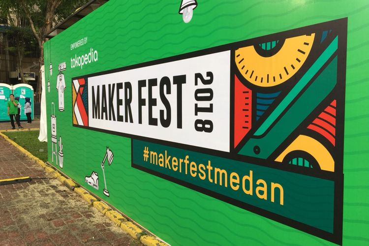 Suasana ajang Makerfest 2018 yang digelar di Medan, Sumatera Utara, Sabtu (7/4/2018). Makerfest merupakan ajang bagi para kreator lokal untuk memamerkan produk mereka sekaligus dikompetisikan untuk merebut modal usaha total Rp 1,5 miliar.