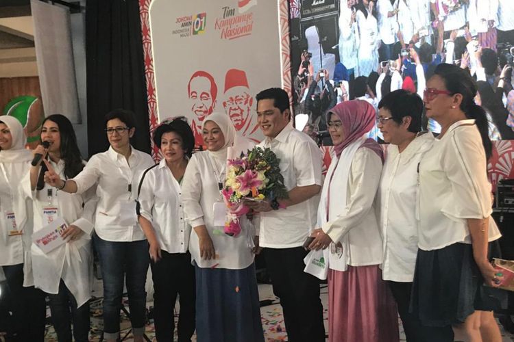 Ketua Tim Kampanye Nasional (TKN) Joko Widodo-Maruf Amin Erick Thohir hadir dalam acara pengukuhan pendukungnya dengan nama Perempuan Keren, di Cilandak Town Square, Jakarta Selatan, Senin (22/10/2018). 