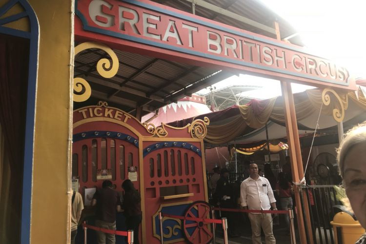 Loket pembelian tiket Great British Circus di La Piazza.
