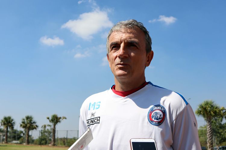 Pelatih Arema FC, Milomir Seslija.