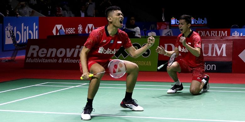  Fajar Alfian/Muhammad Rian Ardianto meraih kemenangan atas Zhang Nan/Liu Cheng (Tiongkok), dengan skor 21-18, 18-21, 25-23 di babak perempat final Blibli Indonesia Open 2018
