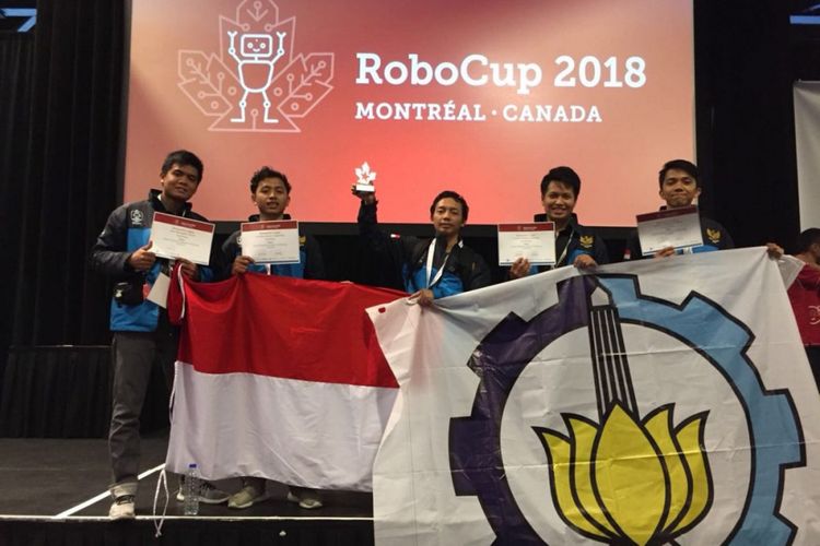 Tim ITS Menjuarai RoboCup 2018 di Kanada