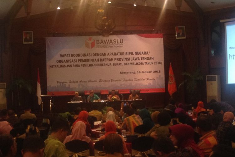 Bawaslu menggelar rapat koordinasi dengan ASN dan Organisasi Pemerintah Daerah Provinsi di Patra, Semarang, Selasa (16/1/2018), salah satunya membahas netralitas ASN pada pilkada.
