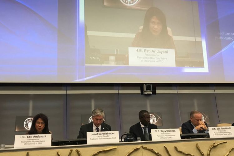Wakil Tetap RI untuk FAO dan Organisasi Internasional lainnya di Roma, Duta Besar Esti Andayani memberikan sambutan dalam acara yang berlangsung di Kantor Pusat FAO di Roma, Italia, Kamis (27/9/2018) waktu setempat.