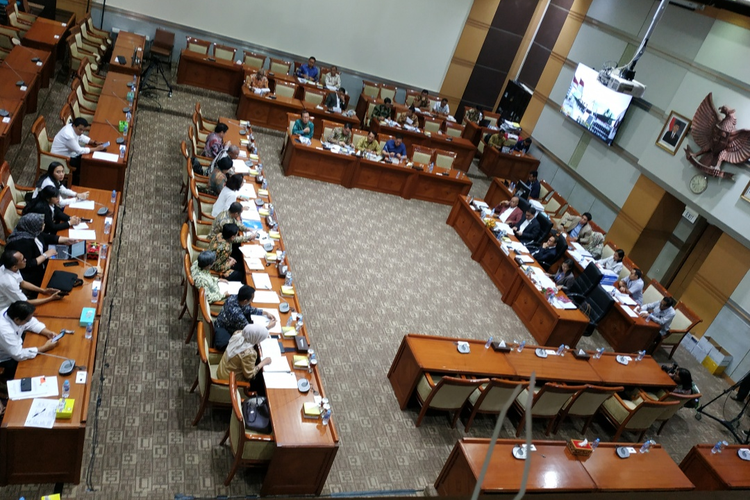 Komisi III menggelar Rapat Dengar Pendapat Umum (RDPU) dengan panitia seleksi Calon Pimpinan KPK (Capim KPK) di Kompleks Parlemen, Senayan, Jakarta, Senin (9/9/2019).